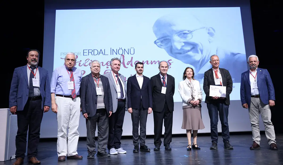 Çankaya'da Erdal İnönü Anma Sempozyumu